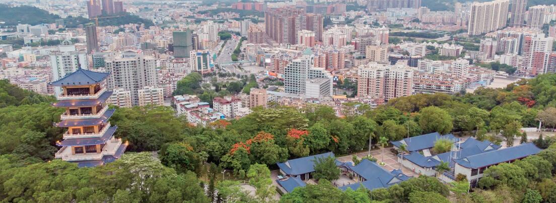 鳳崗努力“繡出”城市生活新面貌，讓市民群眾感受到精細(xì)化管理帶來(lái)的提升與變化。.jpg